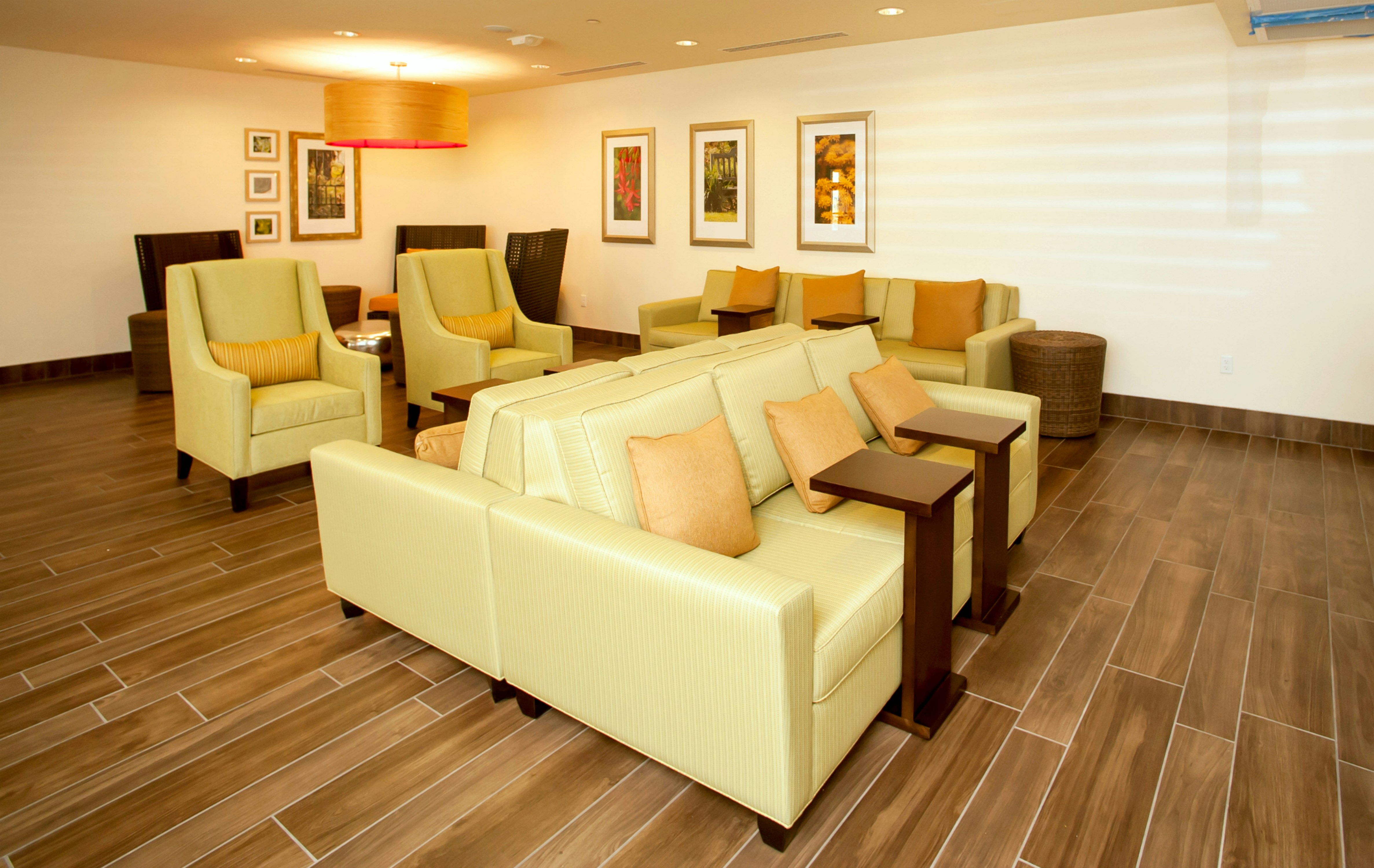 HILTON GARDEN INN SAN ANTONIO-LIVE OAK CONFERENCE CENTER 50/76