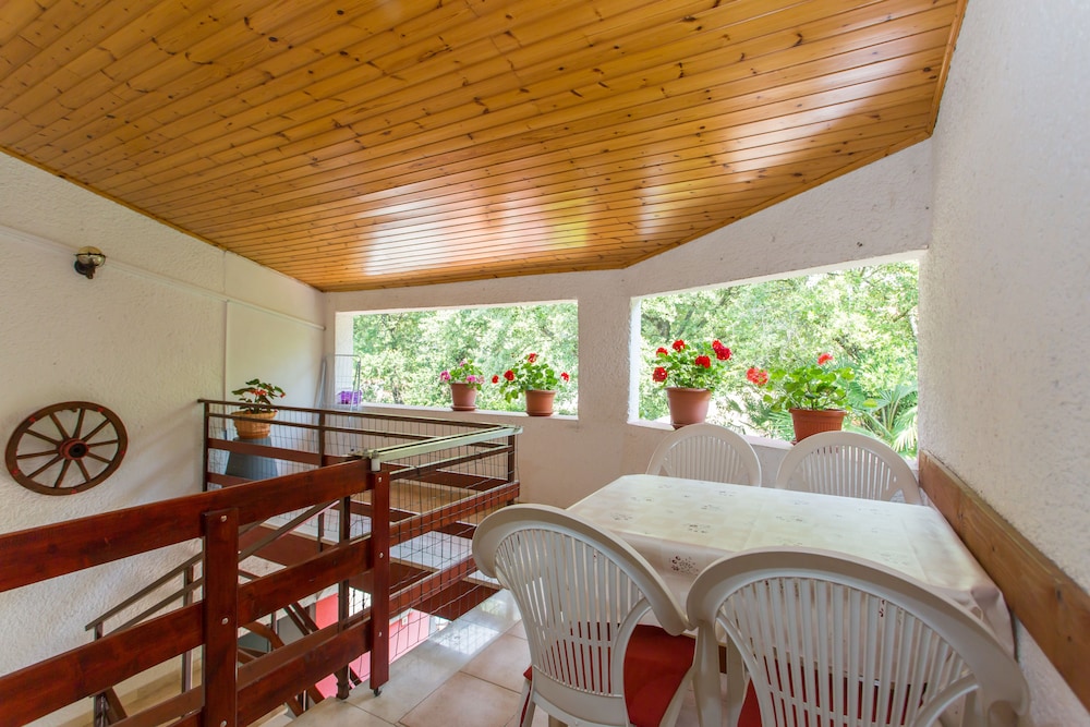 Felix Residence 18/50