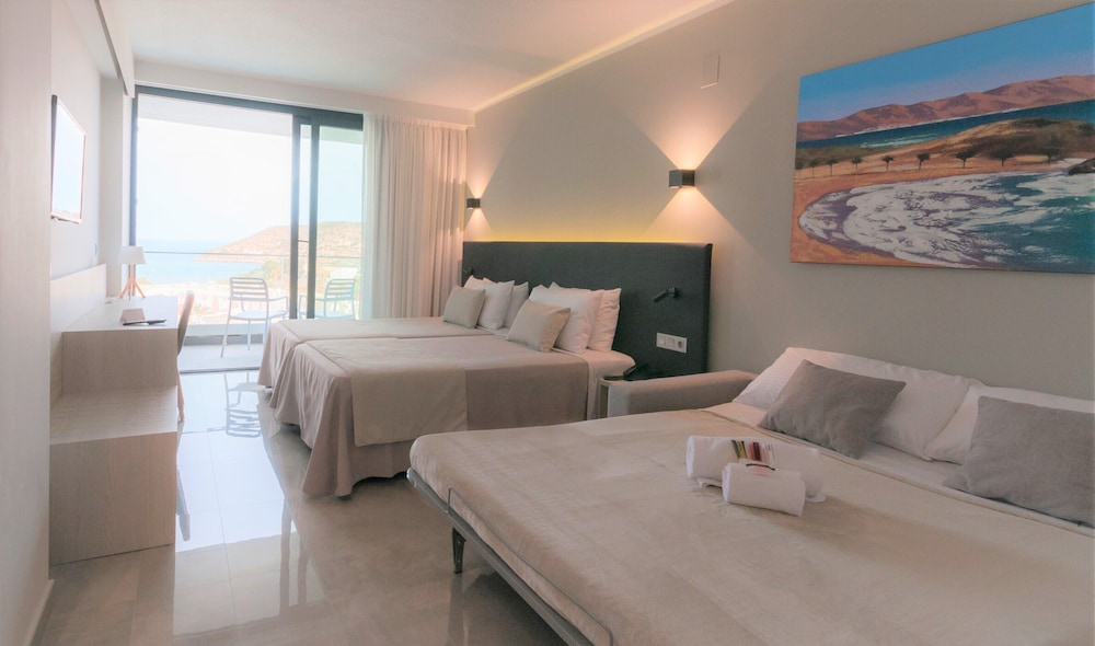 The Level, Deluxe, Triple, Twin Beds, Sea View, Sofa, Terrace