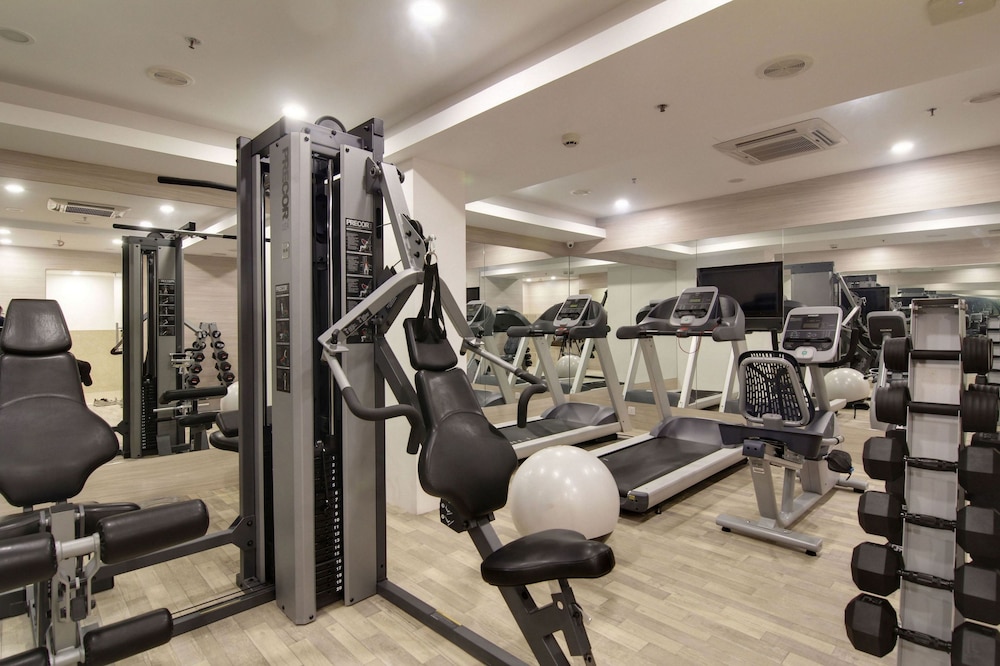 Lemon Tree Hotel Banjara Hills 17/30