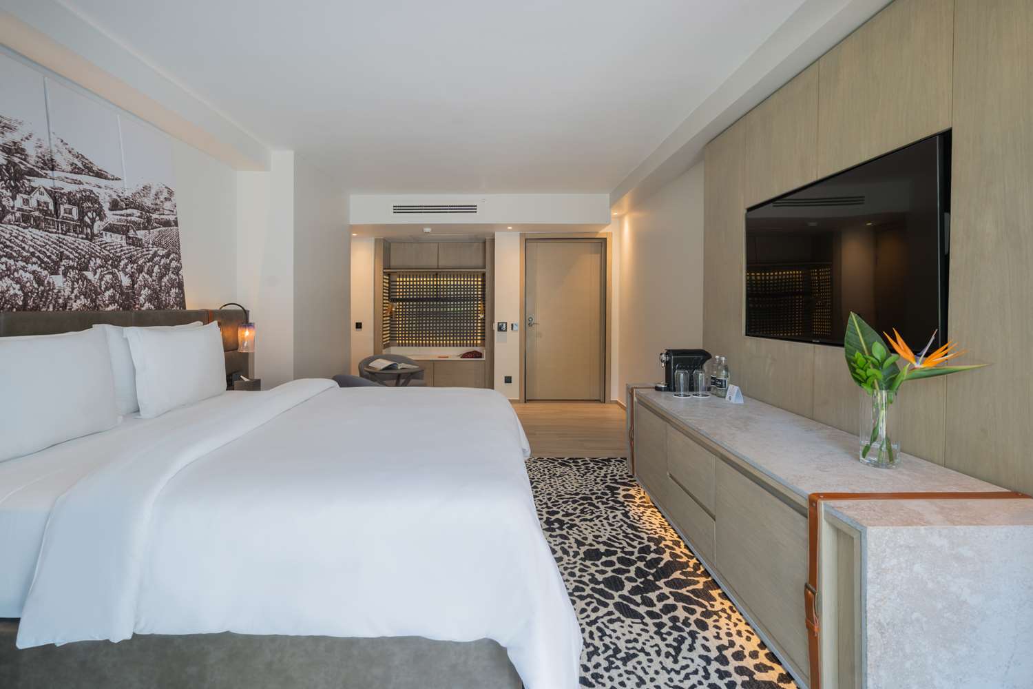 SERENE, GUEST ROOM, ACCESSIBLE