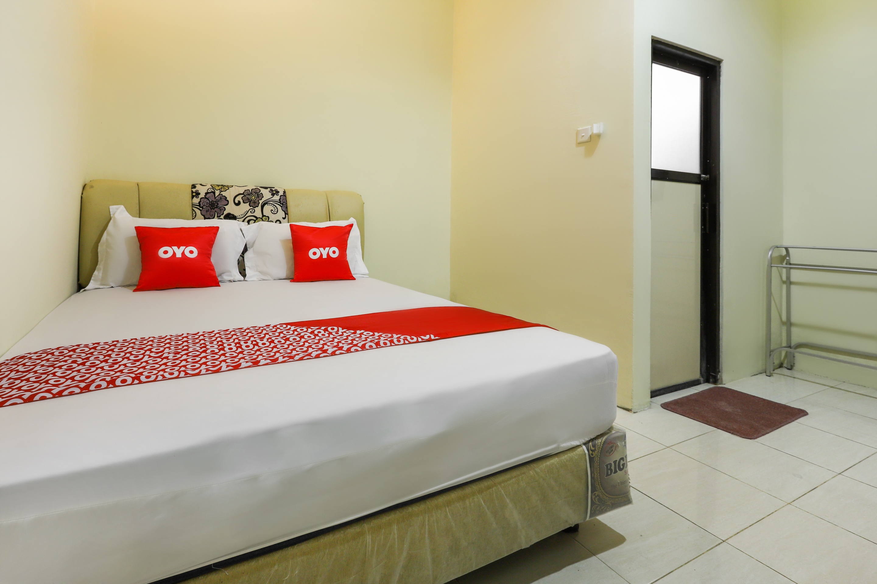 OYO 3802 Wisma Cahaya Abadi 9/31