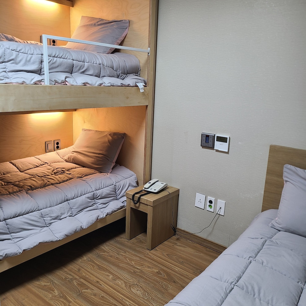 Nice Hotel 9/34