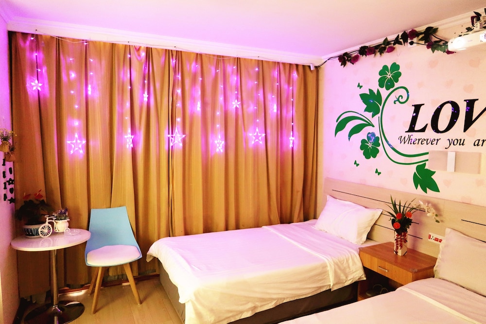 Dalian Venus Apartment 12/28