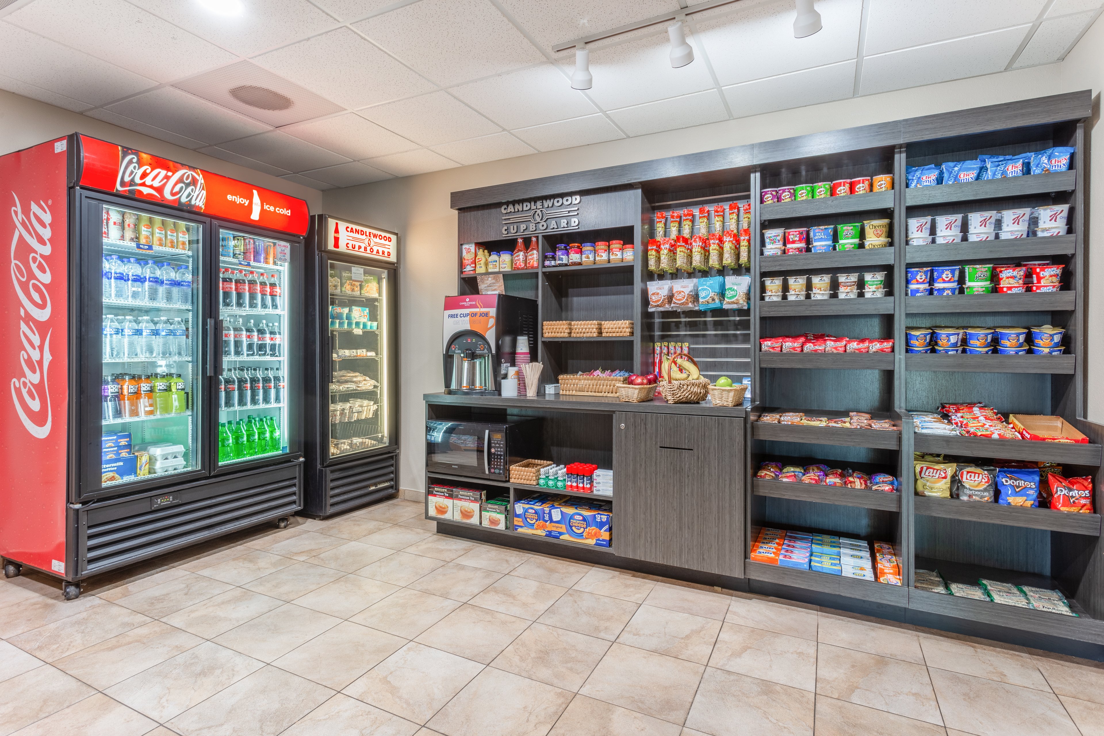 CANDLEWOOD SUITES AURORA- NAPERVILLE 31/51