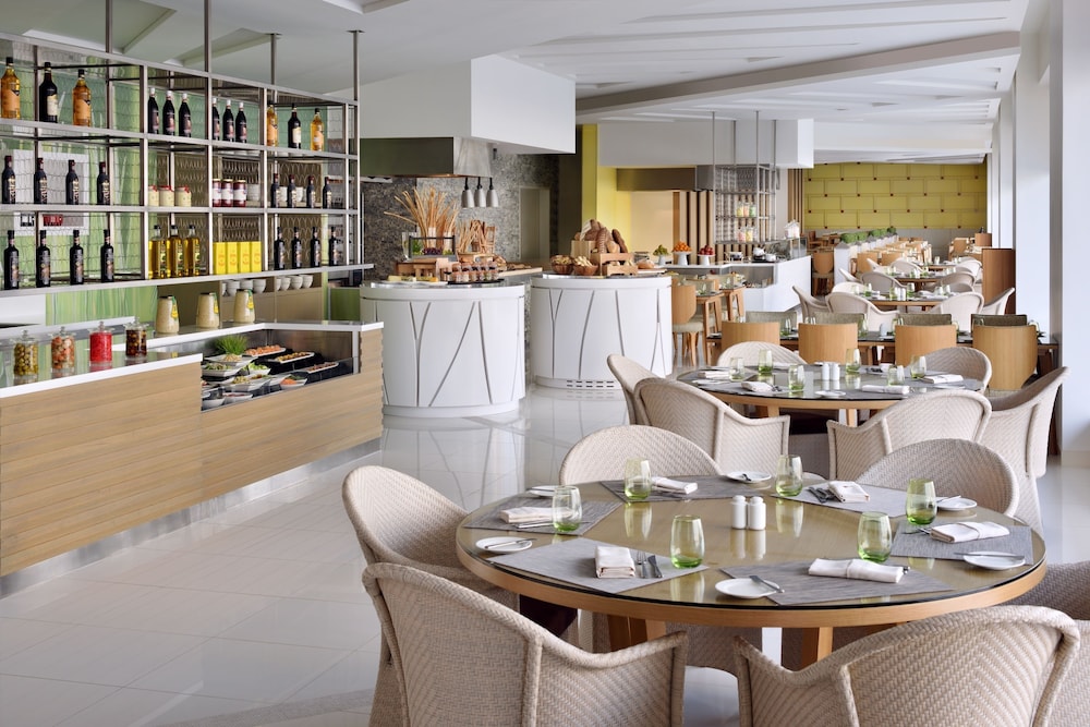 Marriott Executive Apartments Downtown Abu Dhabi 22/25