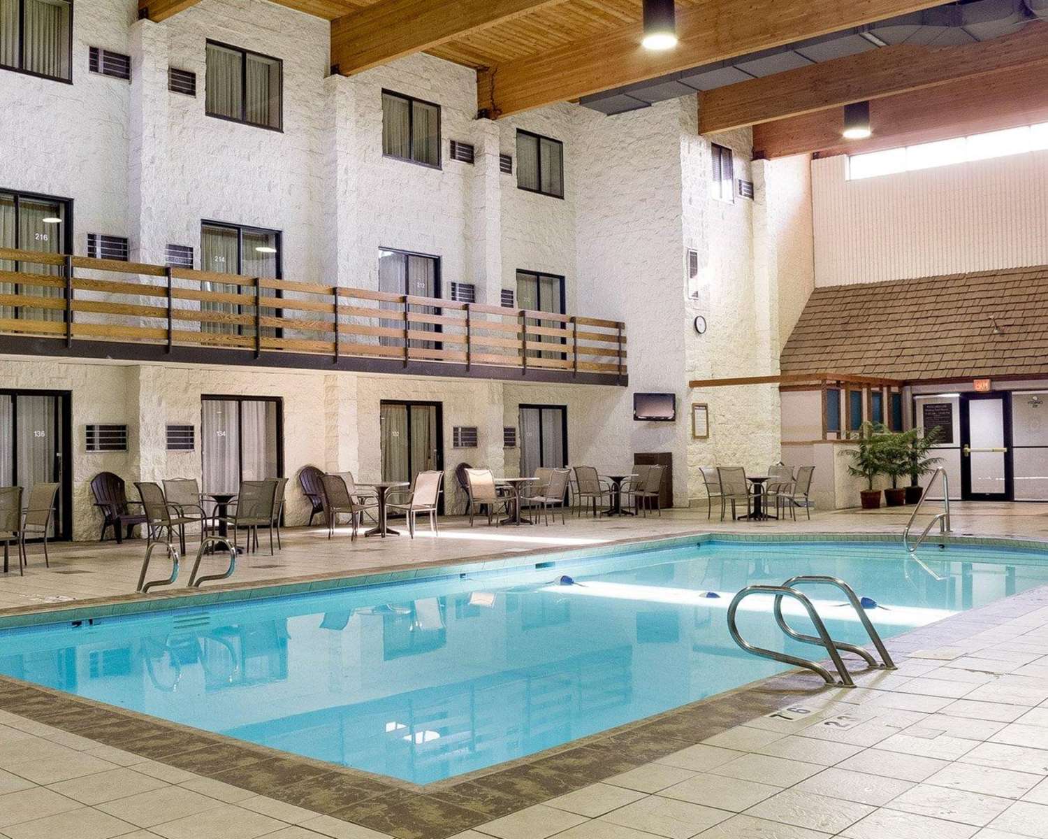 Quality Inn Bismarck I-94 1/13