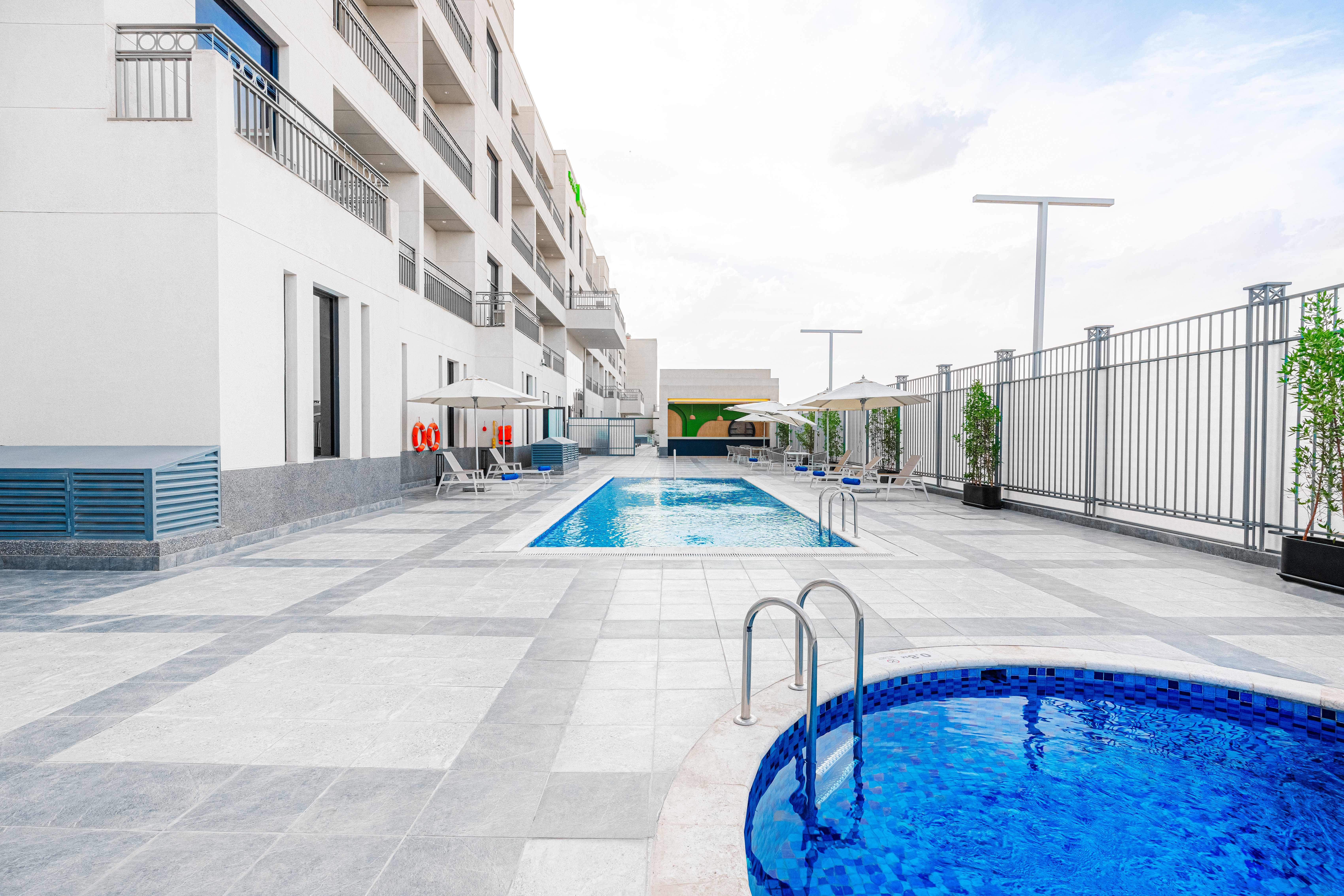 هوليداي إن الرياض منطقة الأعمال(Holiday Inn Riyadh The Business District) 46/50