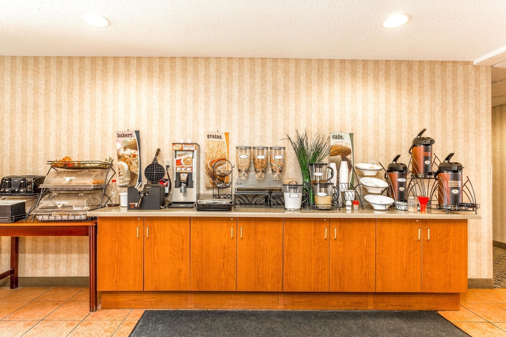 Microtel Inn Suites By Wyndham Dry Ridge 22/30