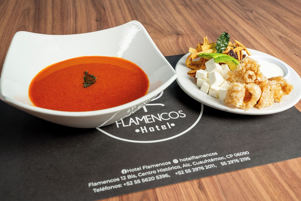 Hotel Flamencos 38/50
