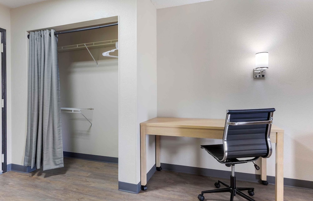 Extended Stay America - Arlington - Six Flags 37/50