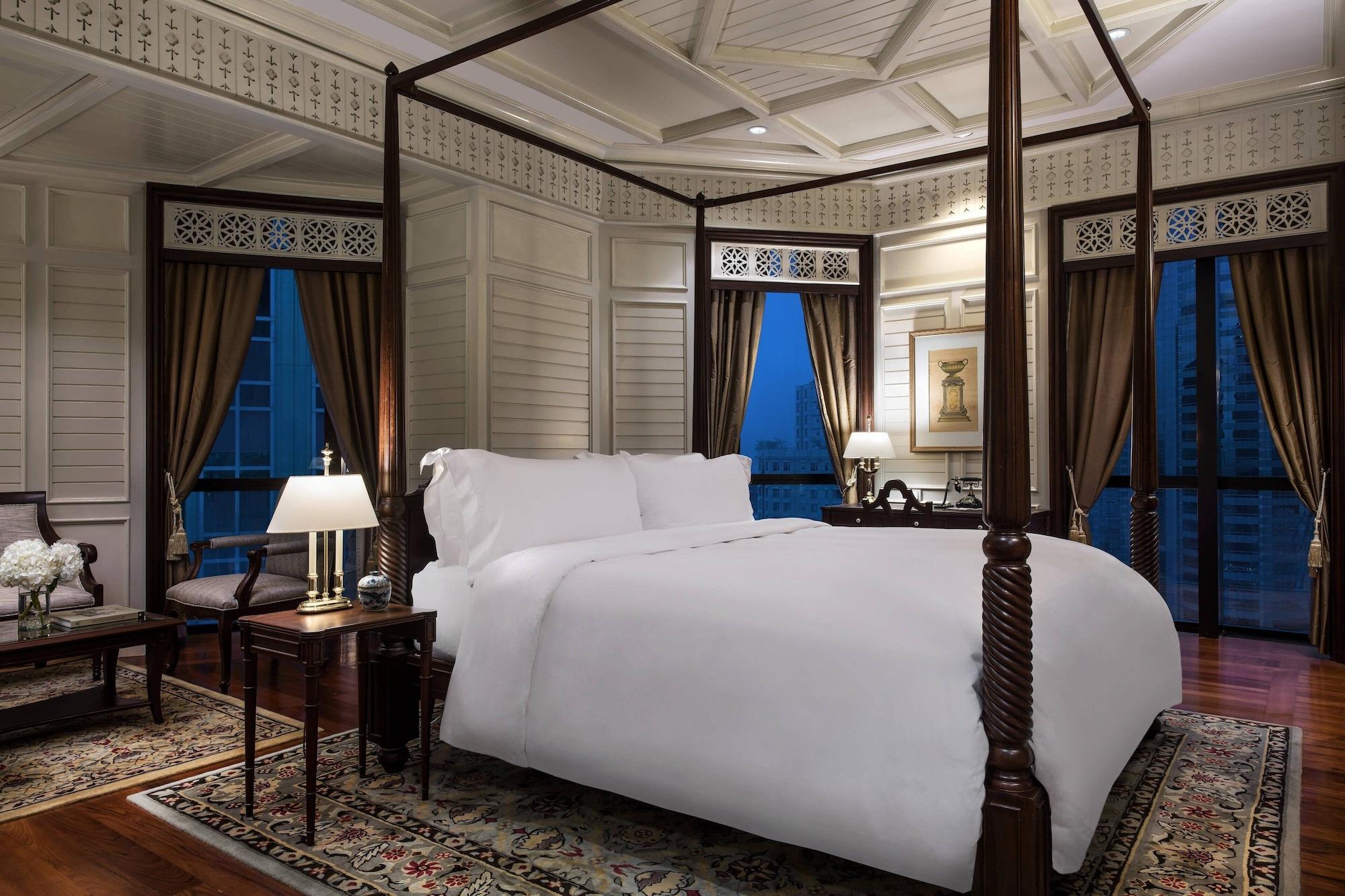 جناح كلوب بغرفتي نوم مع دخول صالة النادي، THE ATHENEE HOTEL, A LUXURY COLLECTION HOTEL BANGKOK 2/3