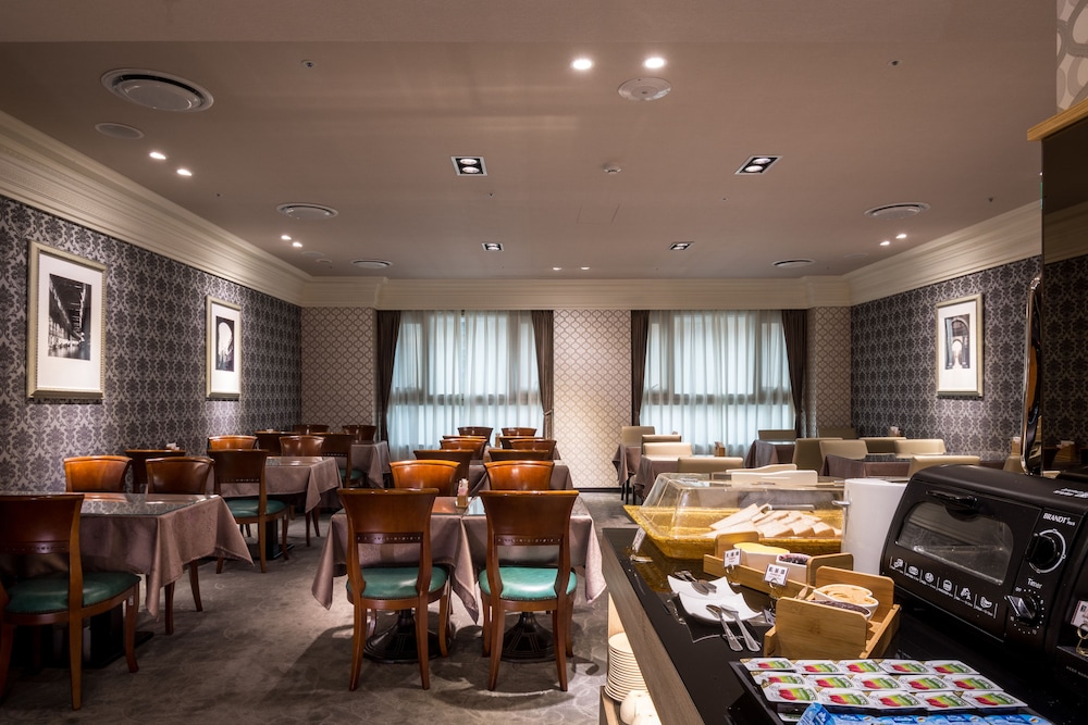 Jin Pin Hotel 65/73