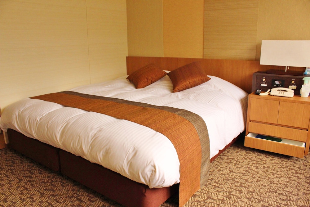 Suginoi Hotel 15/76