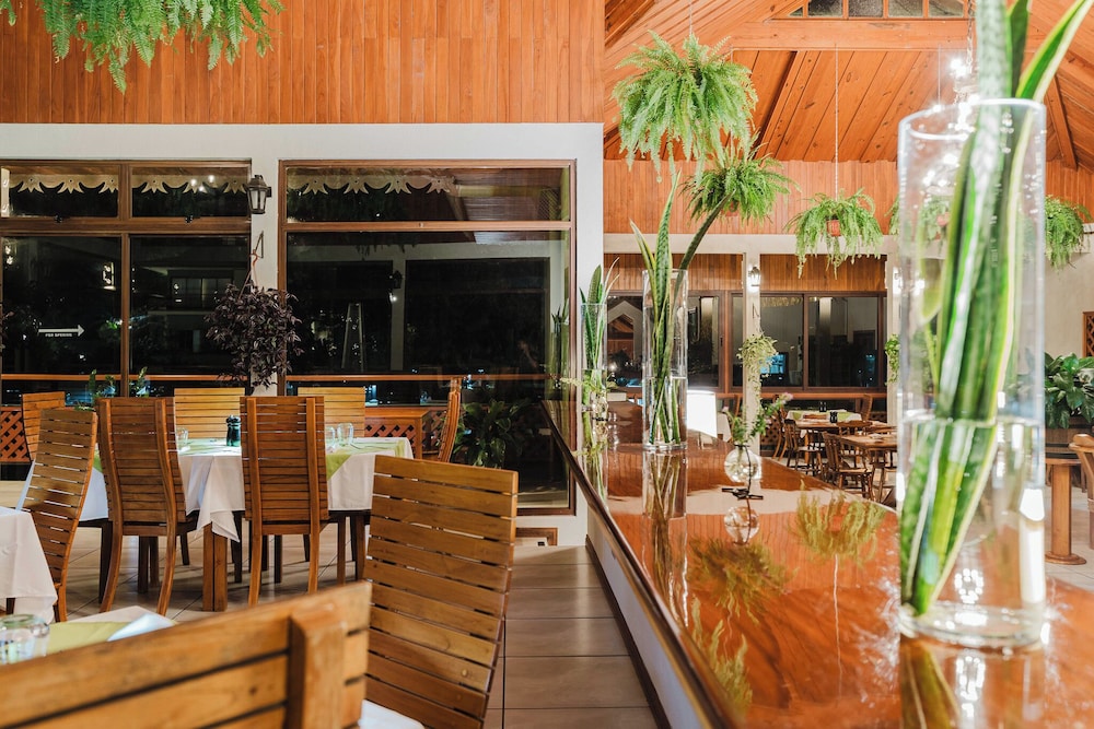 Hotel Ficus Monteverde 66/74