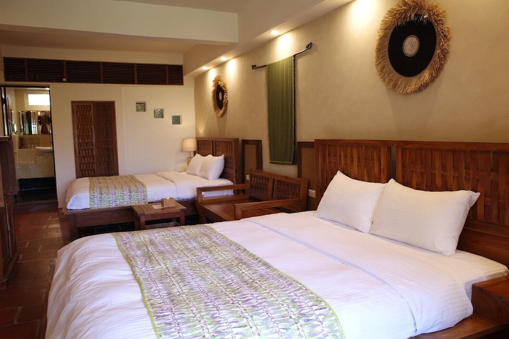 Red Garden Resort 17/70