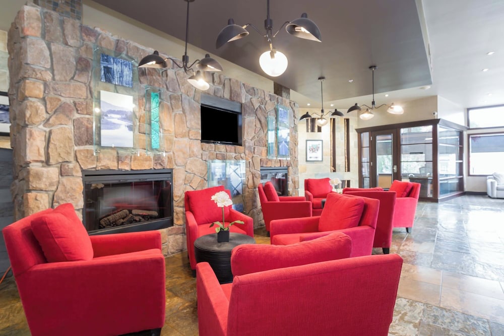 Sandman Hotel Castlegar 30/50