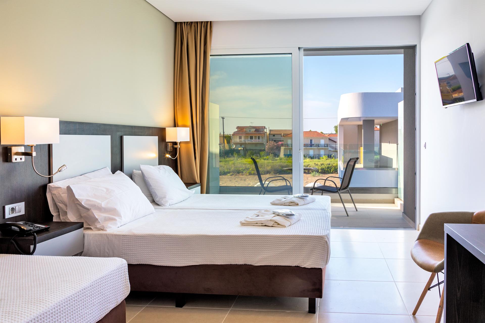TWIN/DOUBLE ROOM SUPERIOR