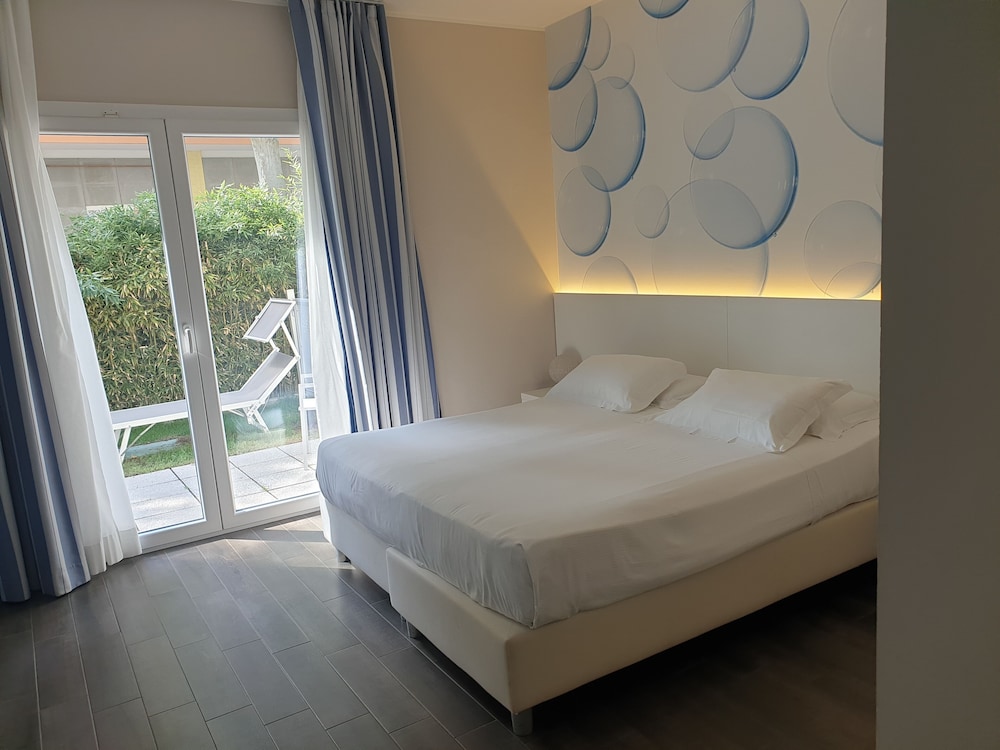 COMFORT, DOUBLE BED, GARDEN VIEW, GARDEN AREA