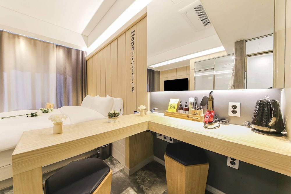 Hotel Yeogiuhtte Seodaegu 48/50