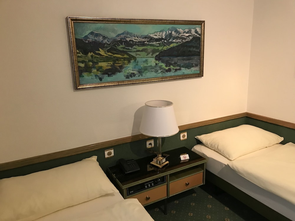 Hotel Arlette Beim Hauptbahnhof 7/37