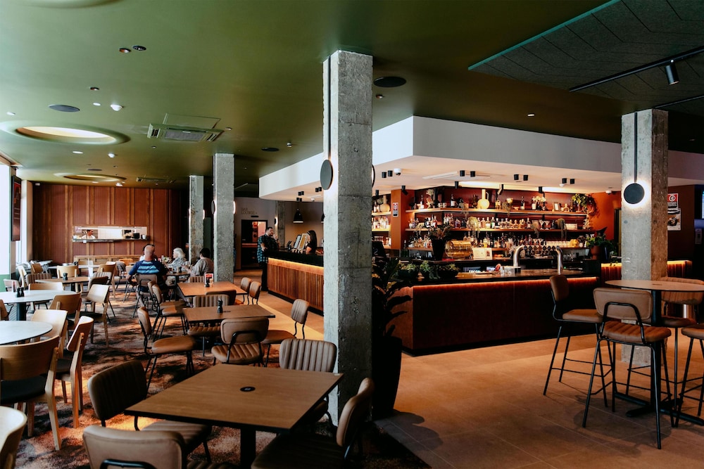 Pritchards Hotel 45/63