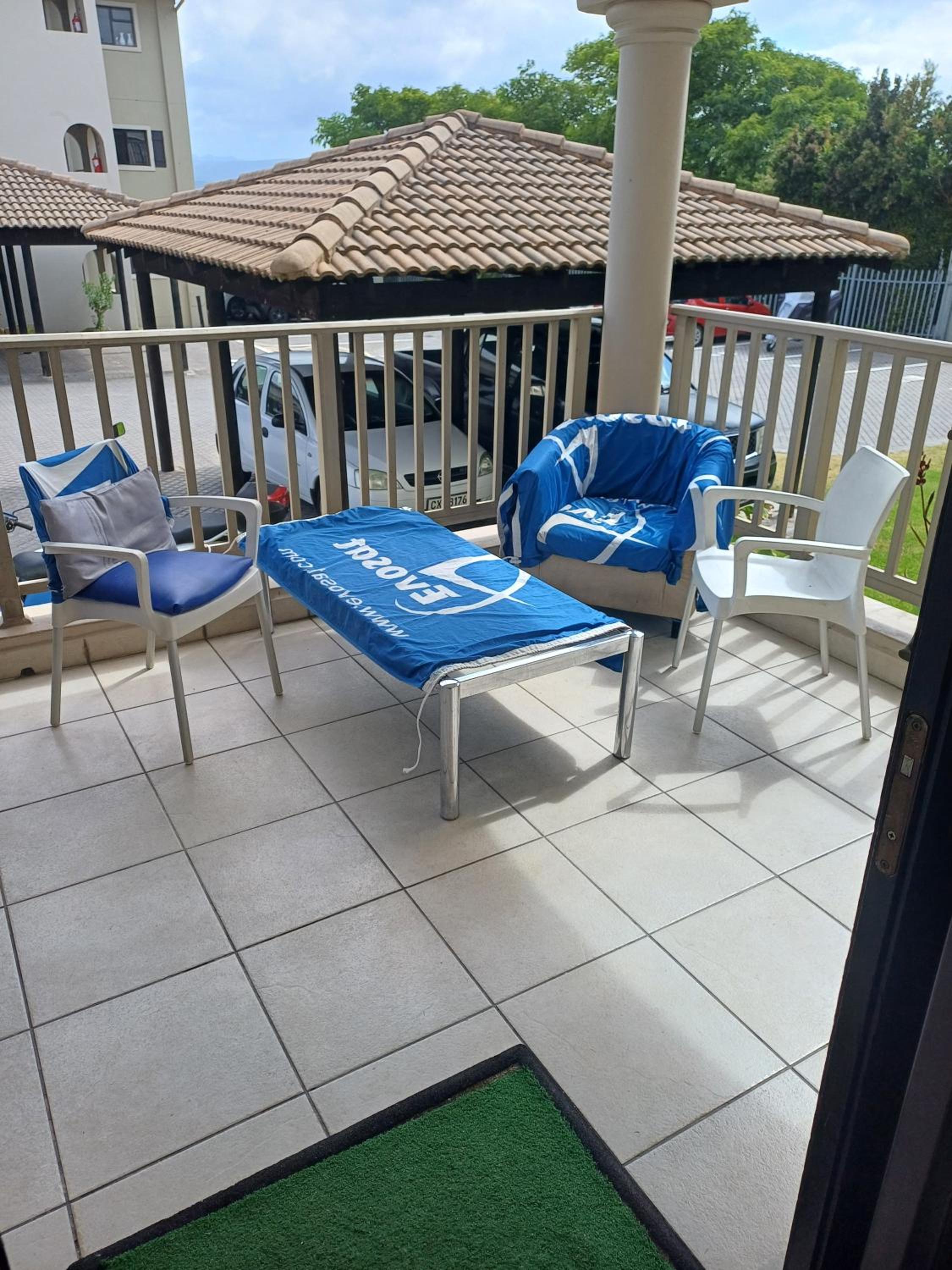 Santini Lace Self Catering 20/29