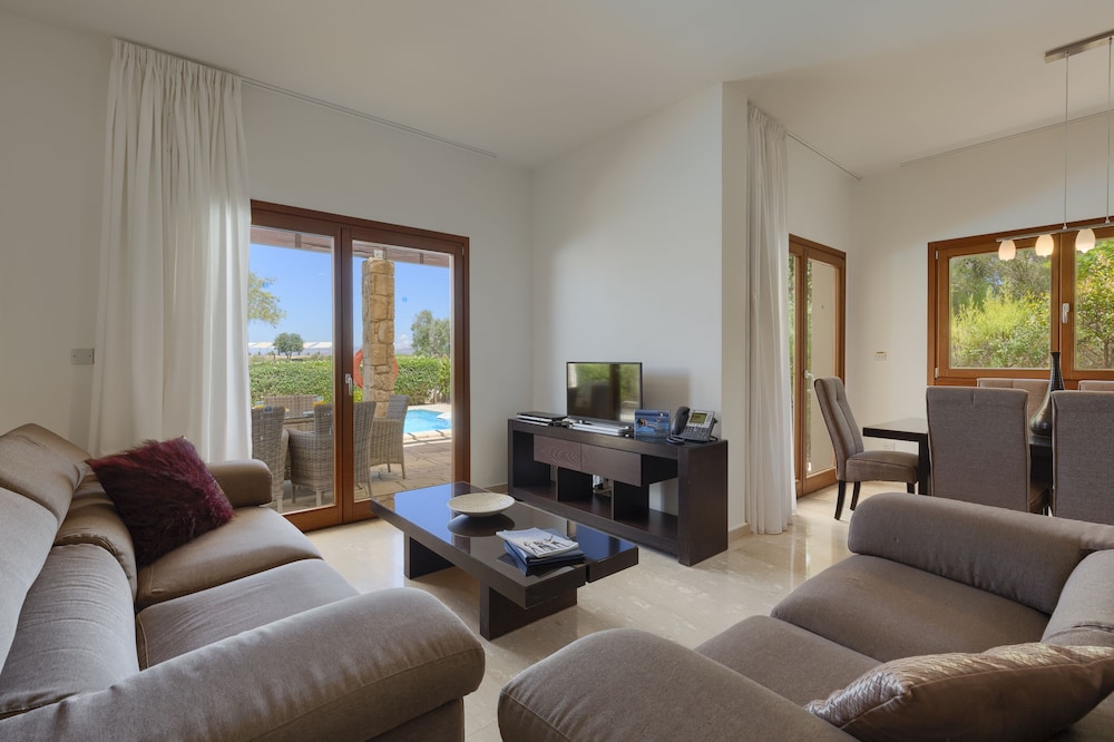 Aphrodite Hills Rentals - Junior Villas 29/50