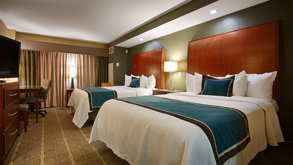 Oshkosh Waterfront Hotel & Conference Center 14/58
