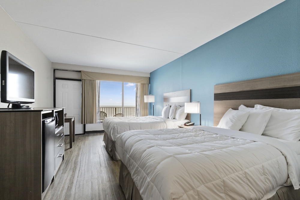 Room, 2 Double Beds, Ocean Front, Balcony