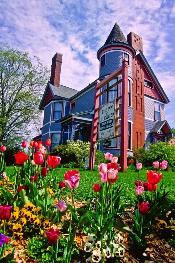 The Inn at Ludington 3/66