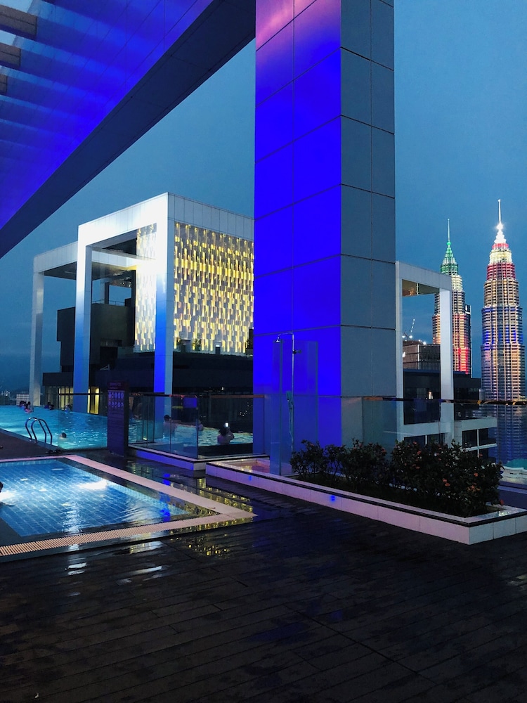 Platinum Service Suites KLCC 28/50