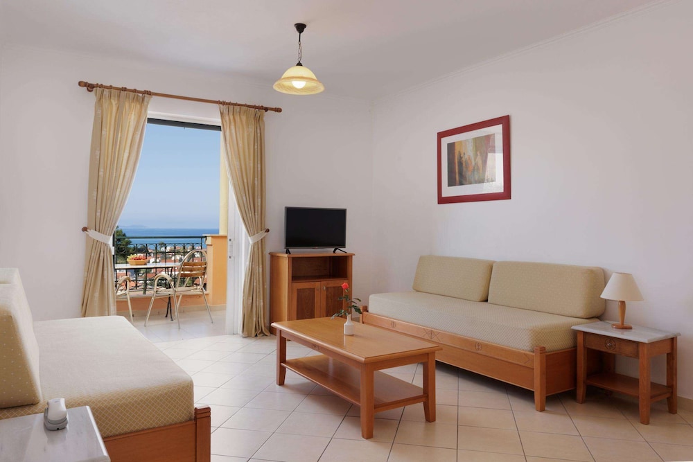 Century Resort Corfu 48/70