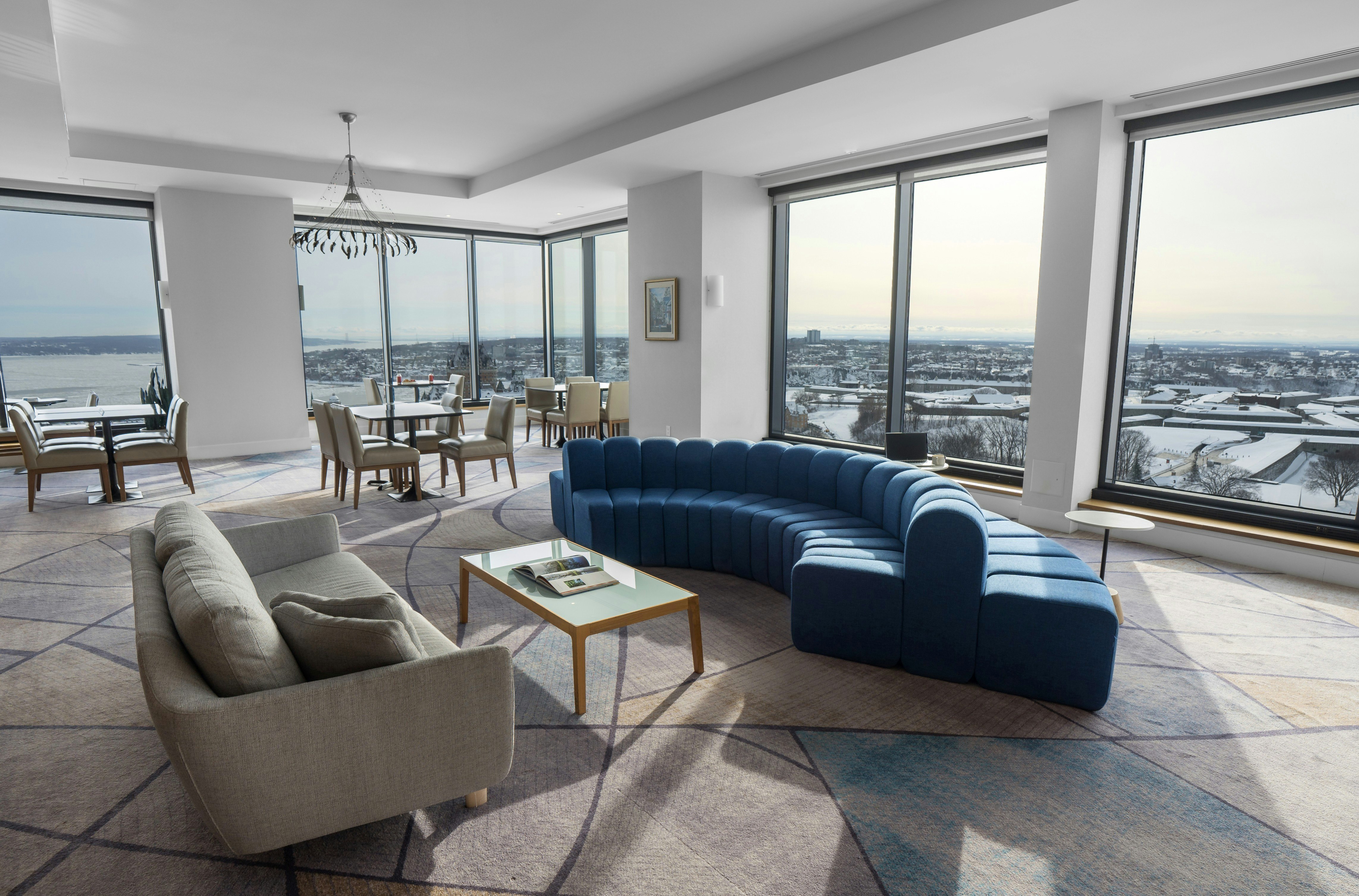 HILTON QUEBEC 32/57