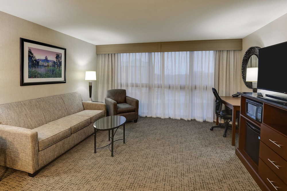 Drury Inn & Suites Columbus Dublin 21/38