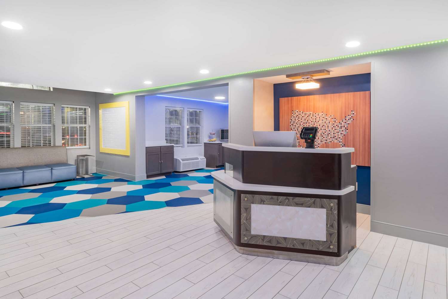 Microtel Inn & Suites by Wyndham Athens 3/45