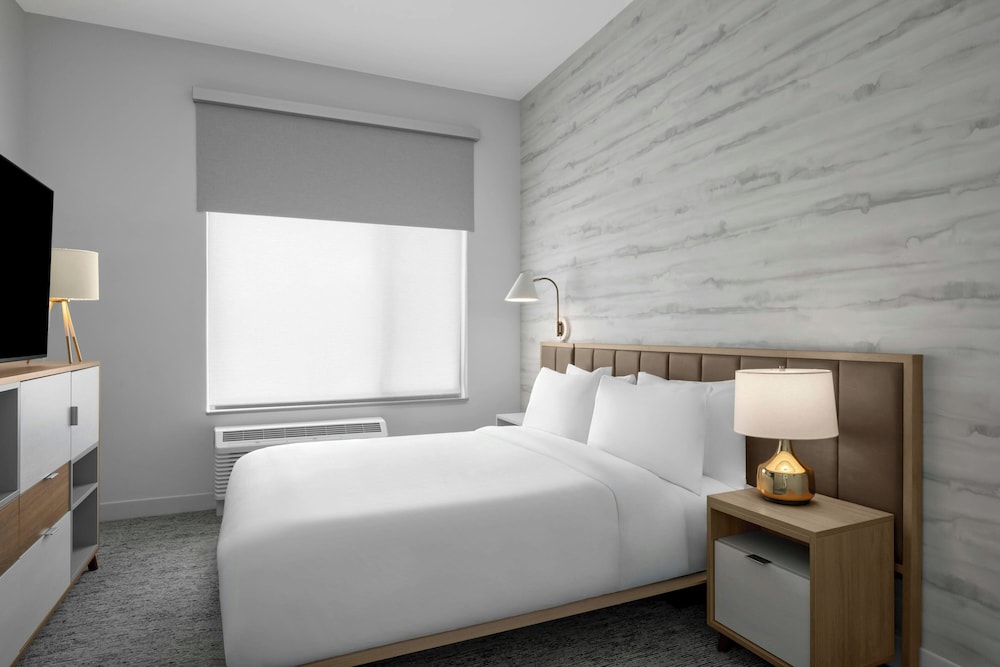 TownePlace Suites By Marriott Midwest City 12/40