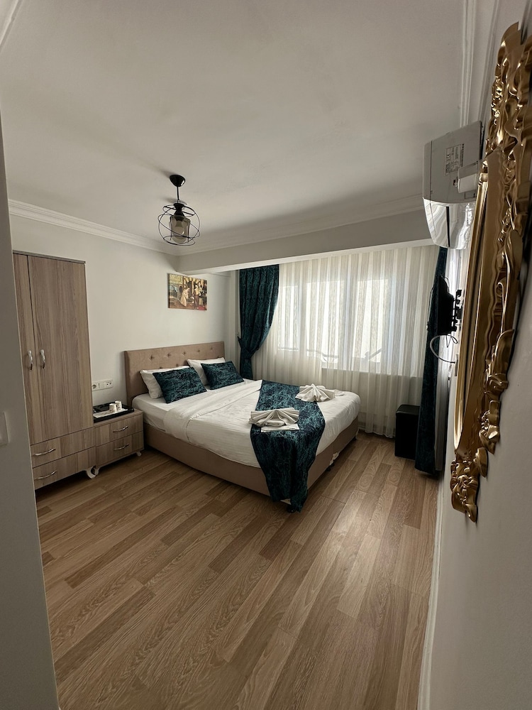 Hotel Estambul 8/47