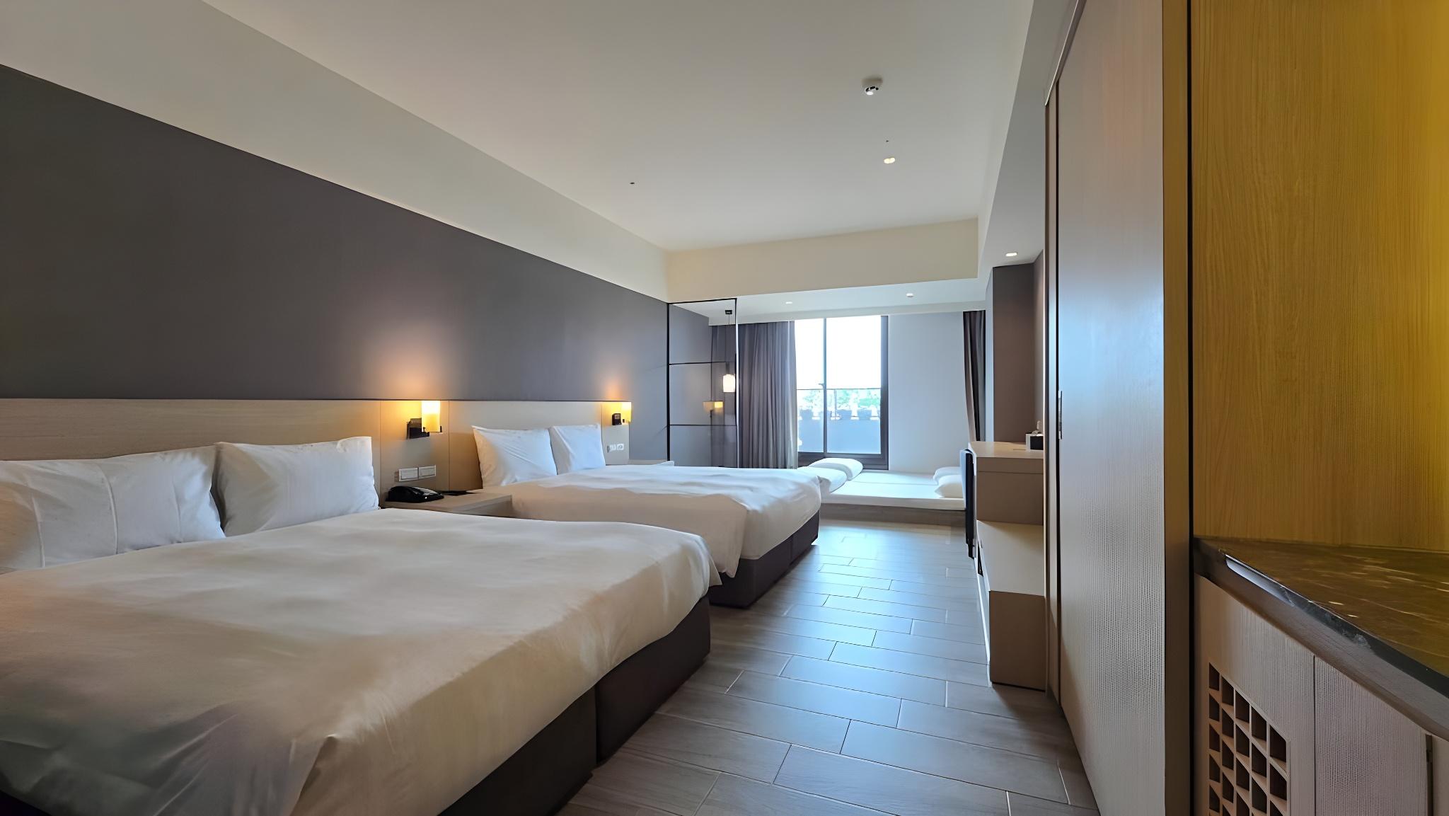 Gallery, Double Bed