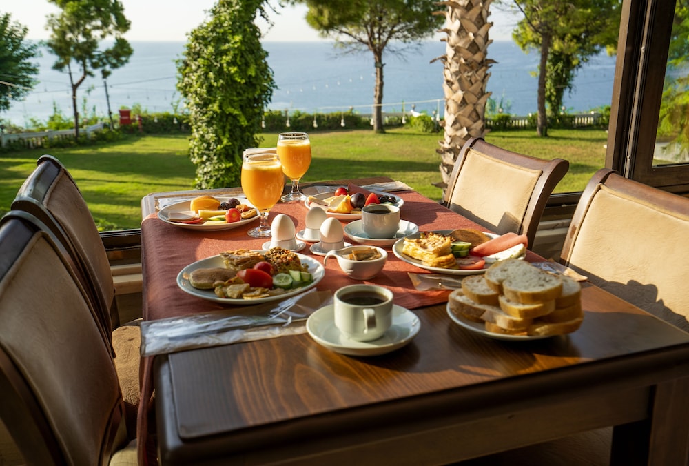 Nazar Beach City & Resort Hotel 18/32
