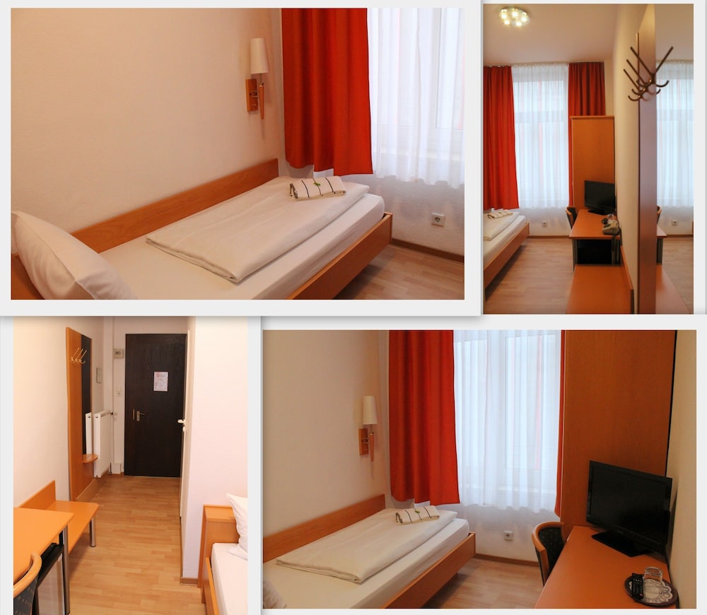 HOTEL WEIDENHOF 35/47