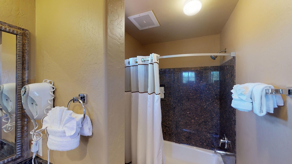 Sedona Real Inn And Suites 65/65