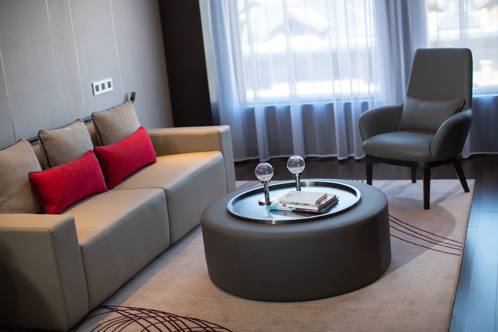 Renaissance Shenyang West Hotel 22/45