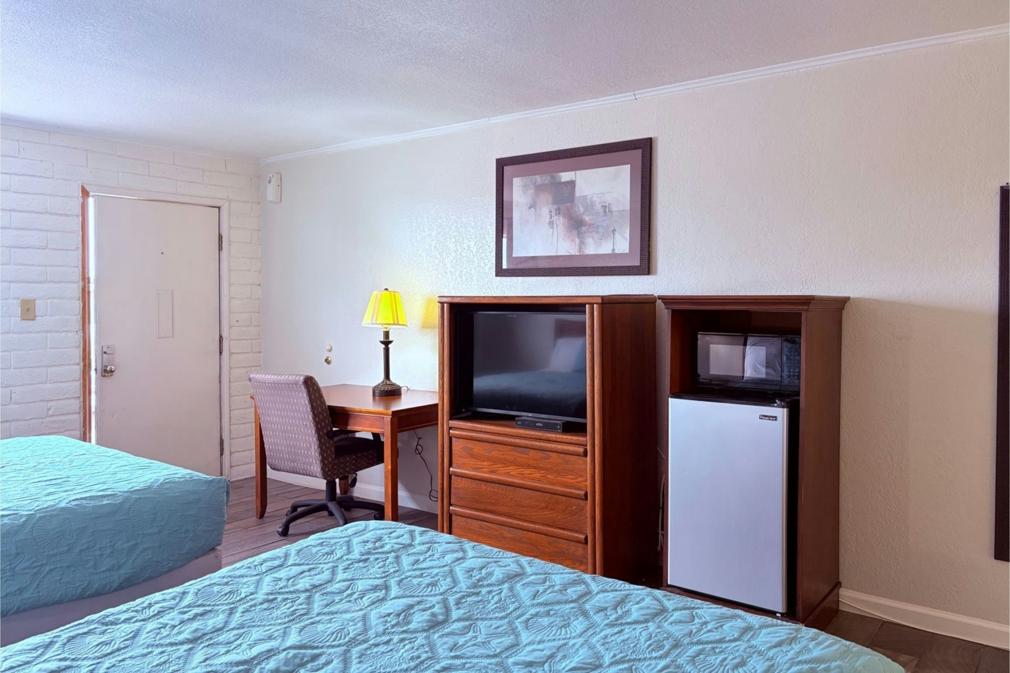 Champions Inn Del Rio Near Lake 18/40