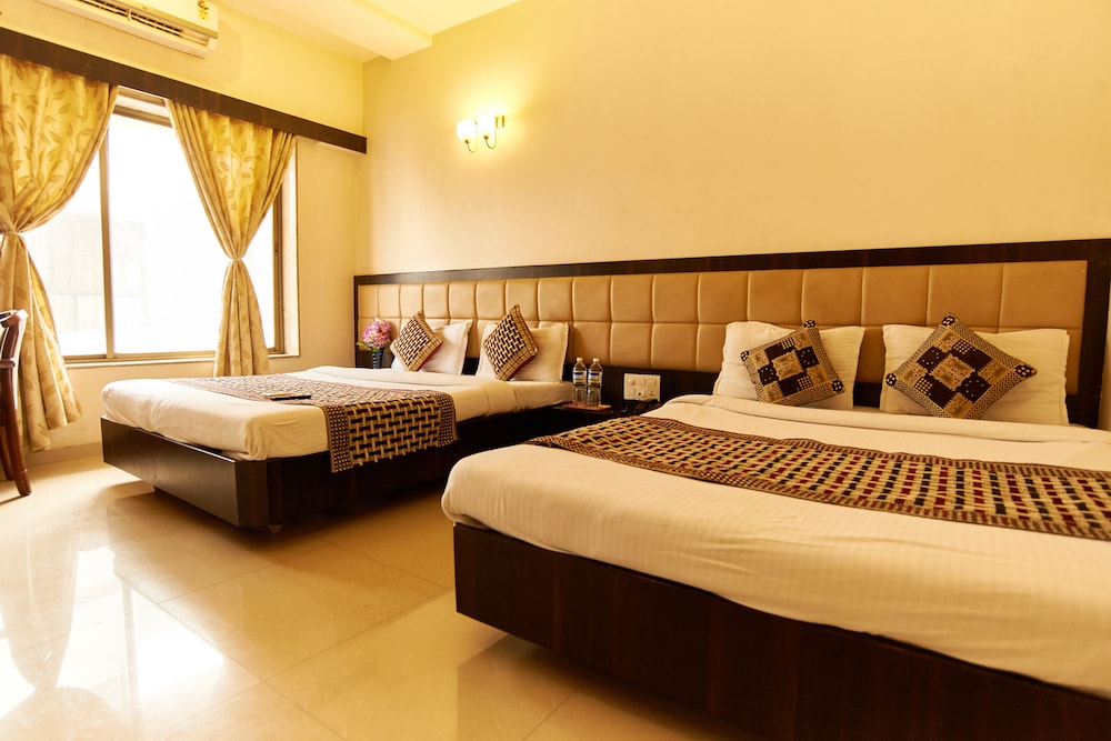 Hotel Ganpati Palace 18/42