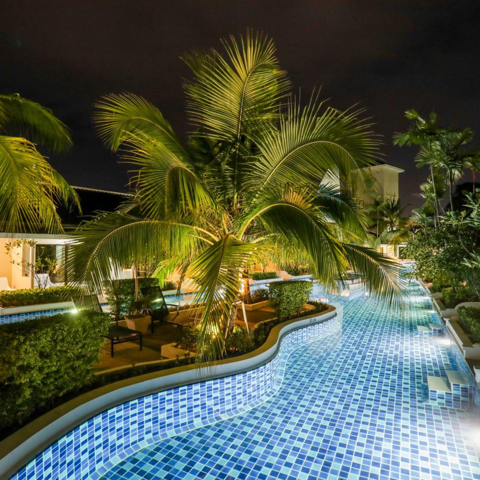 Tuana Hotels Brook Pool Access 44/50