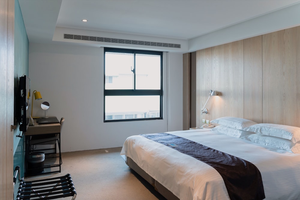 Gogo Hotel 28/56
