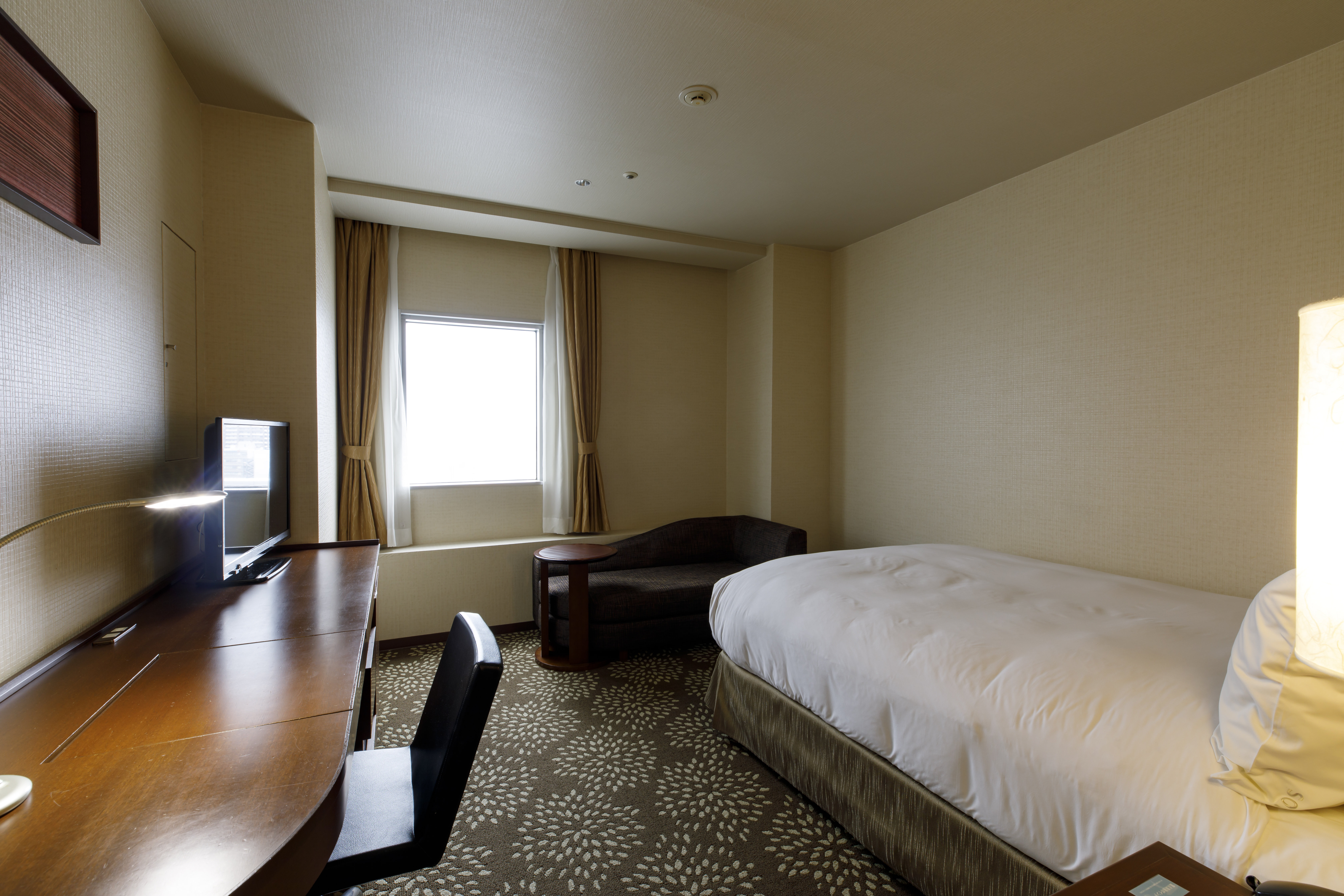 Deluxe, Double Bed
