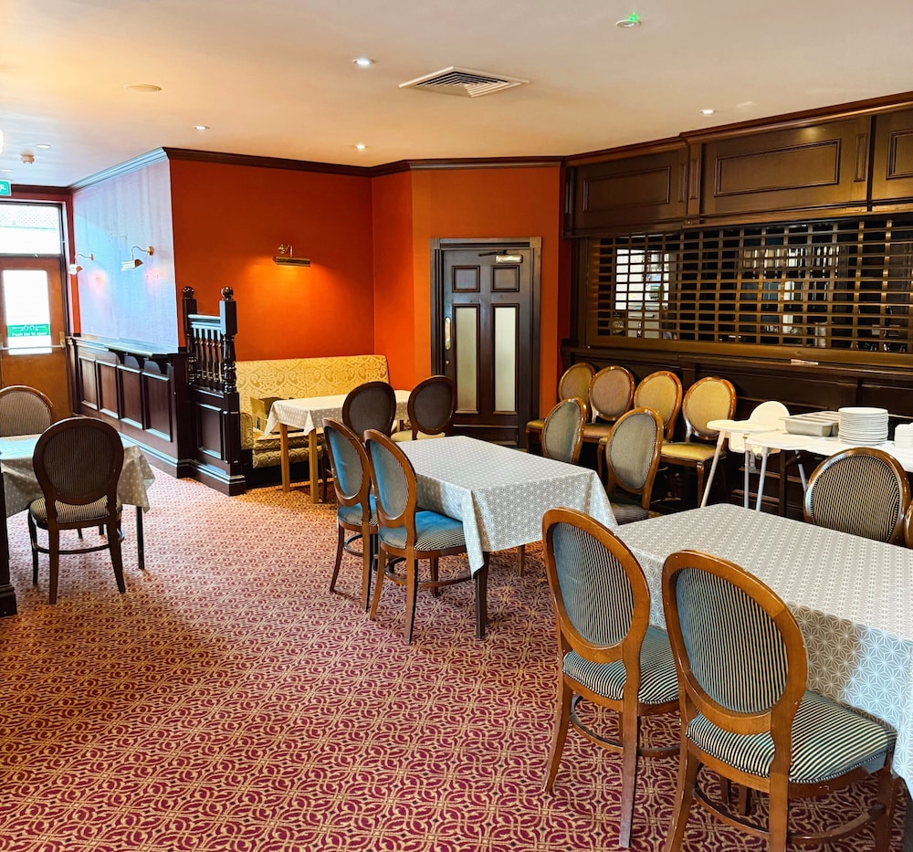 Carlton Park Dj Hotels And Resorts 18/23