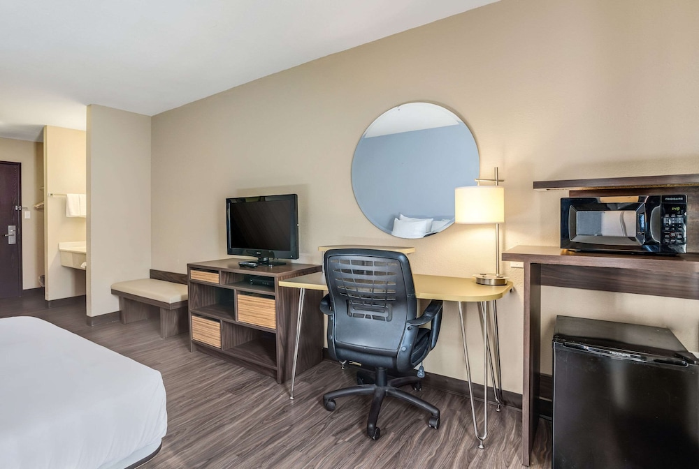Quality Inn Calvert City - Paducah East 29/31